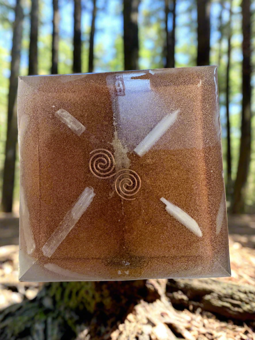 XL Golden Abundance Orgonite Pyramid with Amber