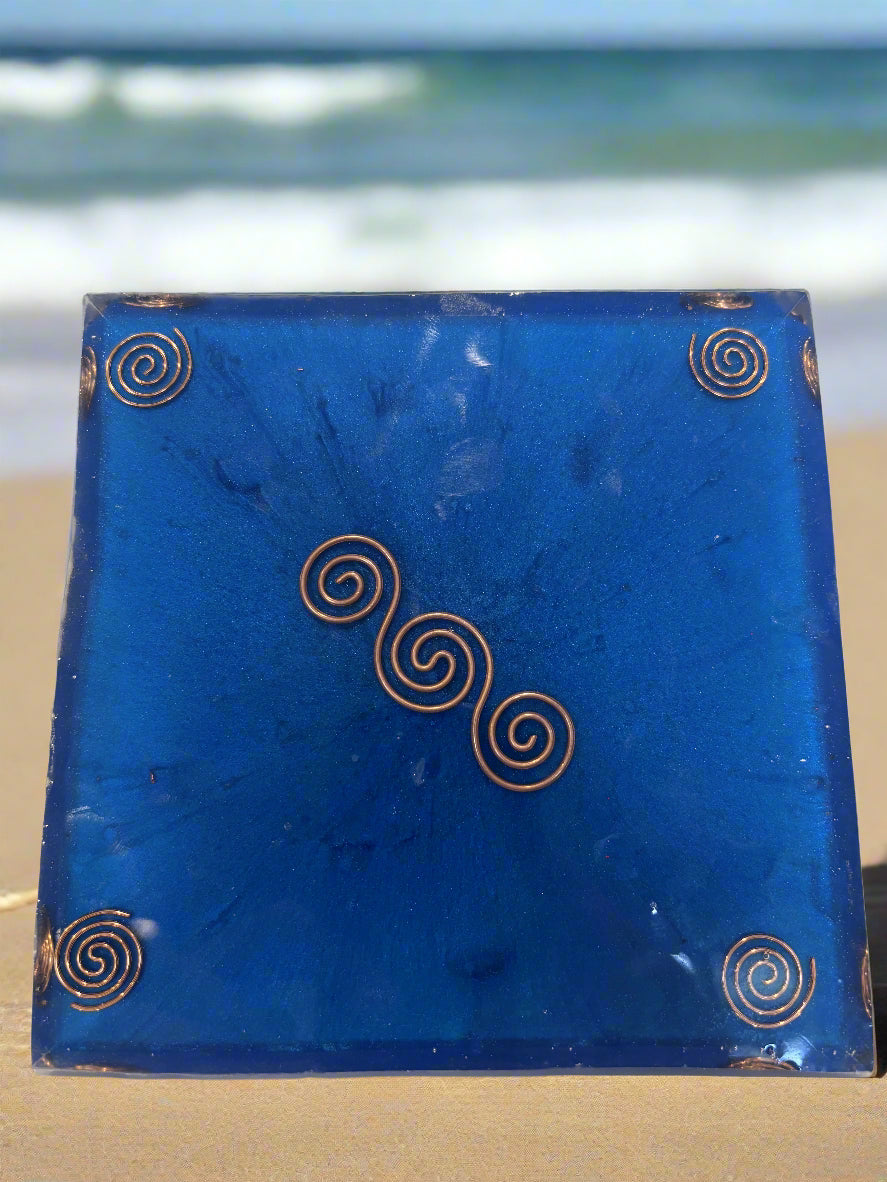 XL Deep Blue Orgonite Pyramid